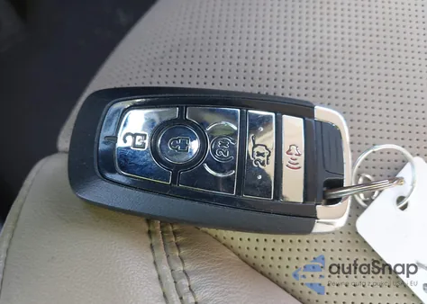 2021 Lincoln Aviator Reserve from USA, damaged, VIN 5LM5J7WC0MGL14332